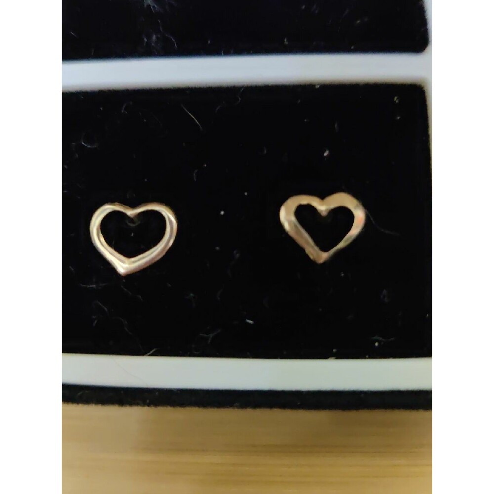 Gold tone hearts